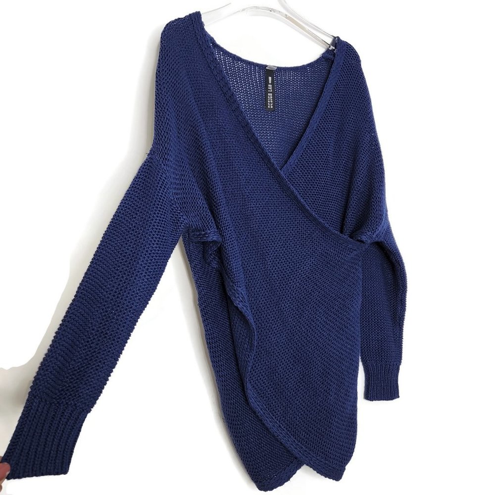 Lord and Taylor Design Lab Sweater XS Navy Blue Cross Front Pullover V Neck